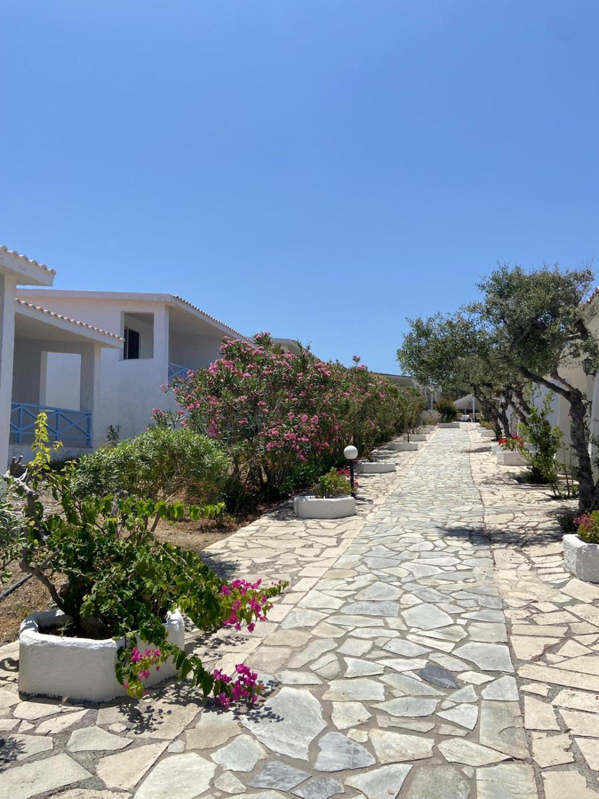 Lassion Golden Bay Sitia  Exterior foto